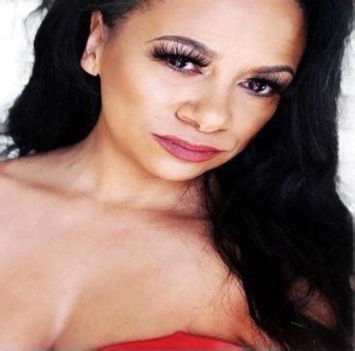 "All-Units," the Life Story of Mandy Lemond is a NY Times Best Seller Contender