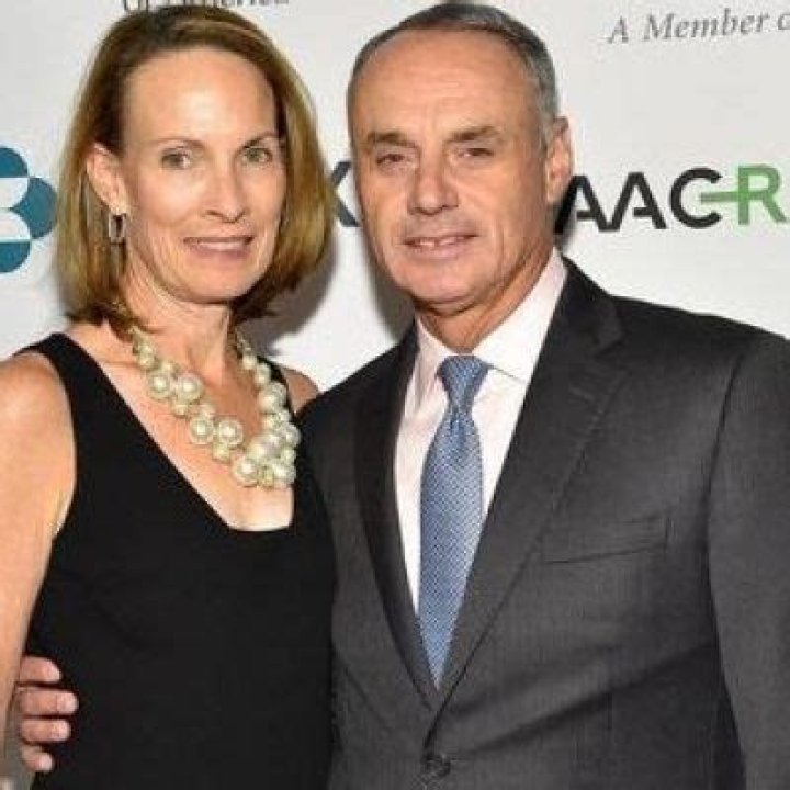 Are Rob Manfred’s And Wife Colleen Manfred Still Together