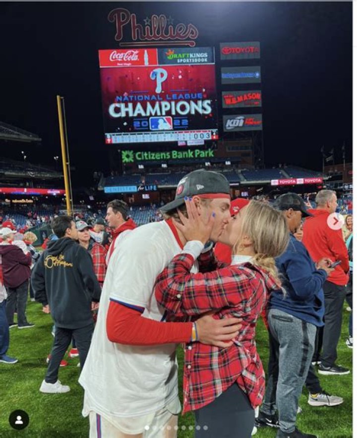 Bryson Stott Dating Status, Family & Personal Life Details