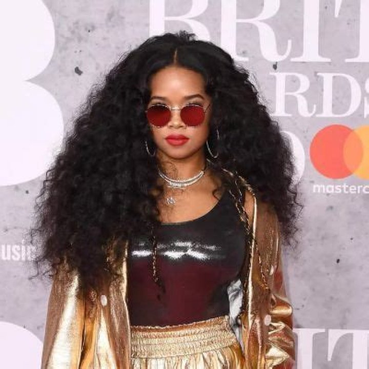 Gabriella Sarmiento Wilson Husband: Who Is She Married To? Relationship & Net Worth