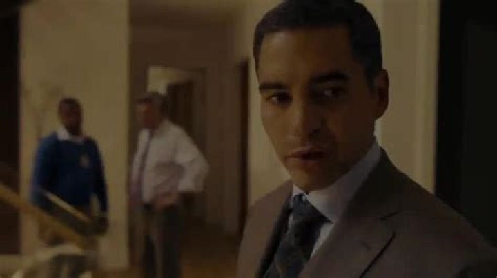 Graceland RECAP 8/22/13: Season 1 Episode 10 “King’s Castle”