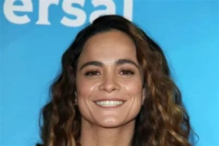 Is Alice Braga Married? The Dating Life Of the ‘Queen of the South’ Star