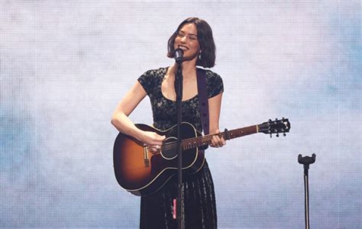 Jess Glynne announces UK and Ireland arena tour