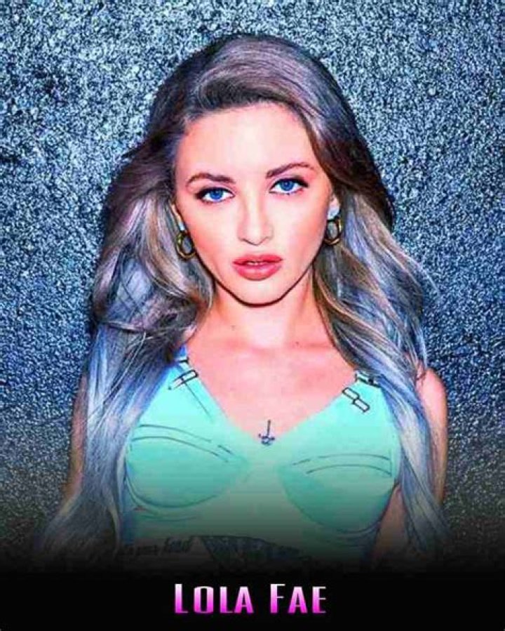 Jessica Madsen- Wiki, Age, Ethnicity, Husband, Height, Net Worth, Career