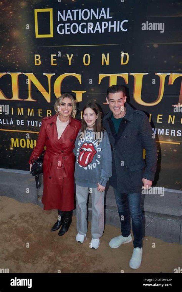 Juan Ángel Esparza - Net Worth, Age, Height, Birthday, Bio, Wiki!