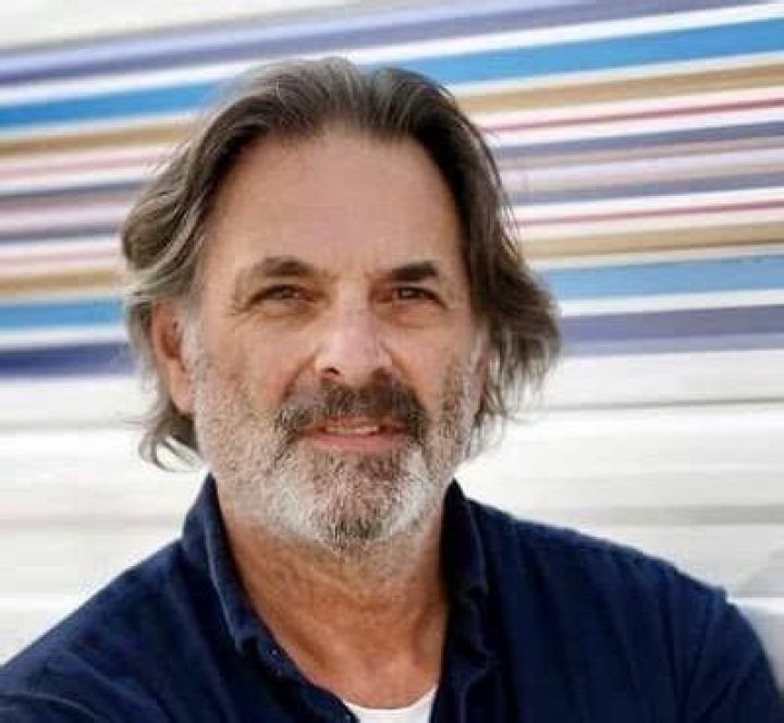 Ken Olin- Wiki, Age, Net Worth, Ethnicity, Wife, Height