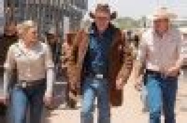 Longmire Cancelled, Audience ‘Too Old’: A&E Insults Viewers as Fans Boycotting A&E – Will USA Buy and Save The Show?