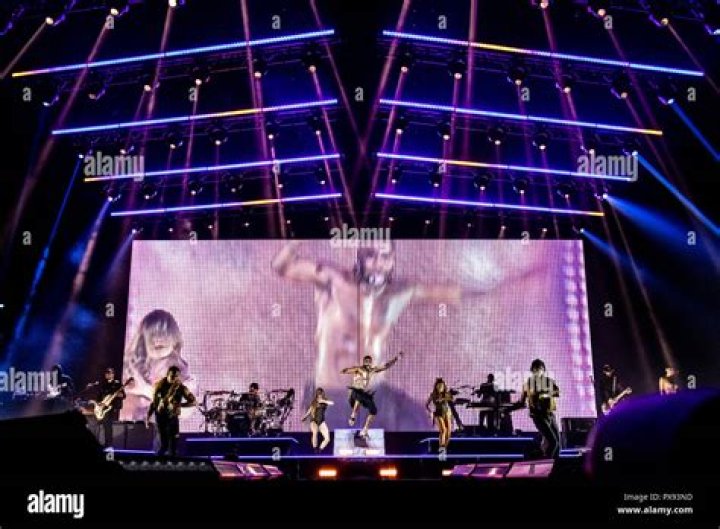 Marcus & Martinus Finish Jason Derulo 2Sides World Tour