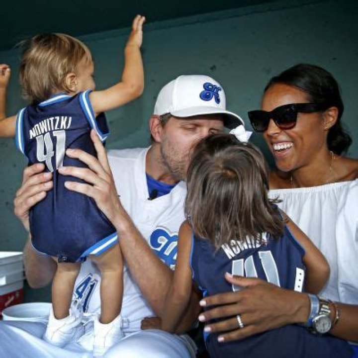 Max Nowitzki- Wiki, Age, Ethnicity, Parents, Height, Siblings