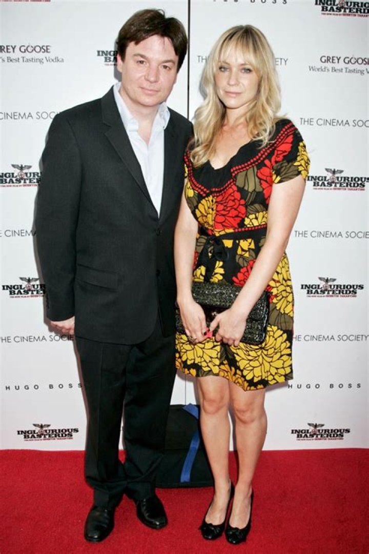 Mike Myers And Kelly Tisdale Welcome Baby Girl Into The World: They Name Her Sunday Molly!
