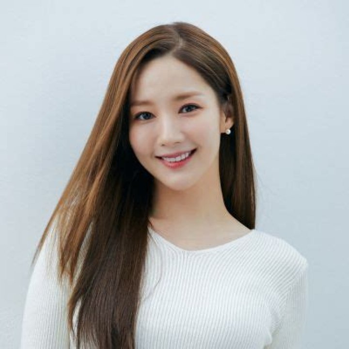 Park Min Young Wiki: What’s Her Ethnicity And Religion? Family And Net Worth