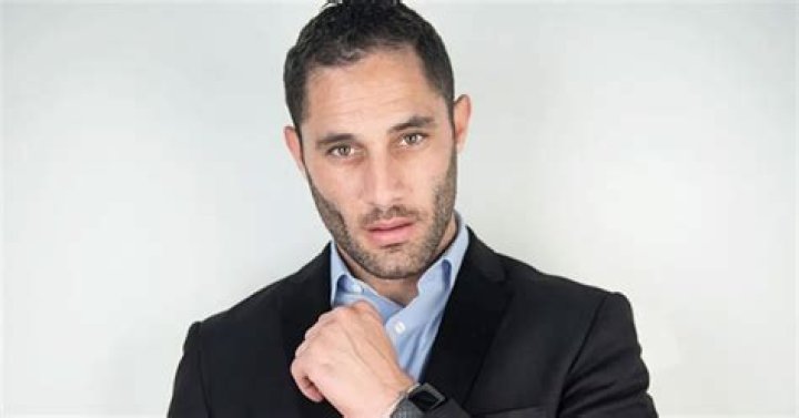 Serge Onik- Net Worth, Bio, Age, Girlfriend, Ethnicity, Height, Career