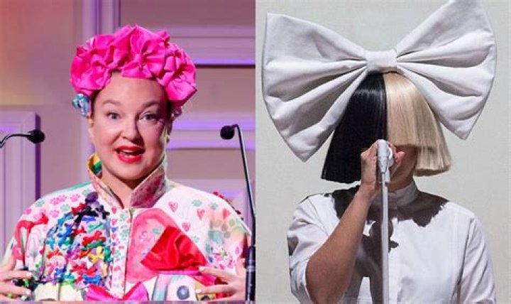 Sia Reveals her Face at Party!