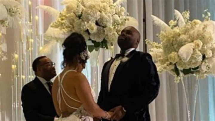 Who Is Anthony Bennett? Wiki, Age, Height, Net Worth, Wife, Marriage