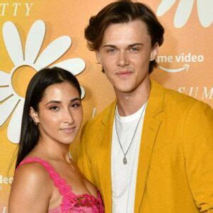 Who Is Isabel Machado? Christopher Briney Girlfriend: Age & Wiki