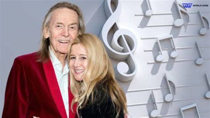 Who is Jessica Norton? James Norton's sister Bio: Age, Family, Husband, Net Worth, Daughter, Songs